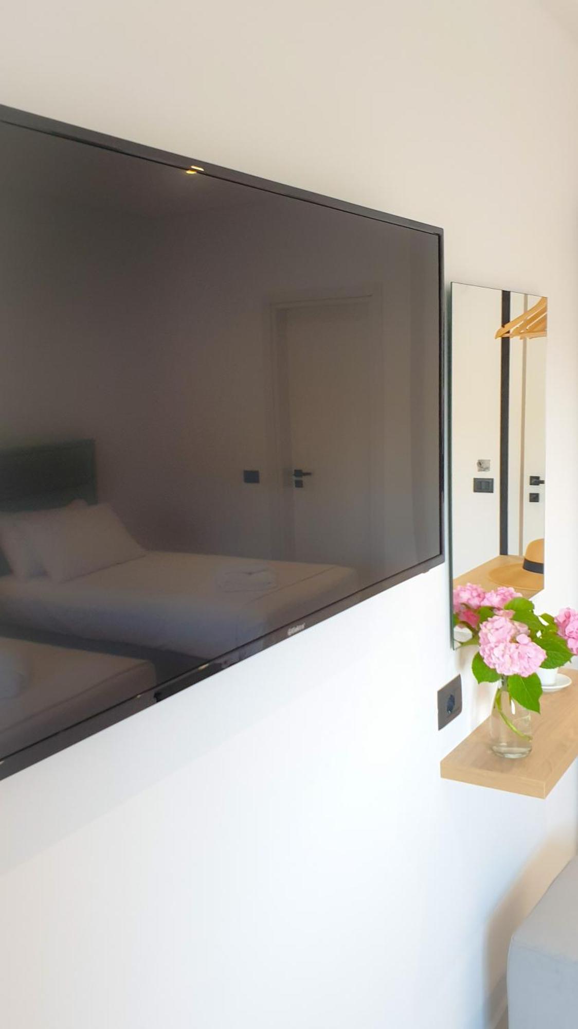 Vila Mia Sarande Ngoại thất bức ảnh